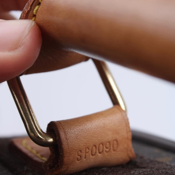 Authentic Louis Vuitton Luggage - Picture 10 of 10